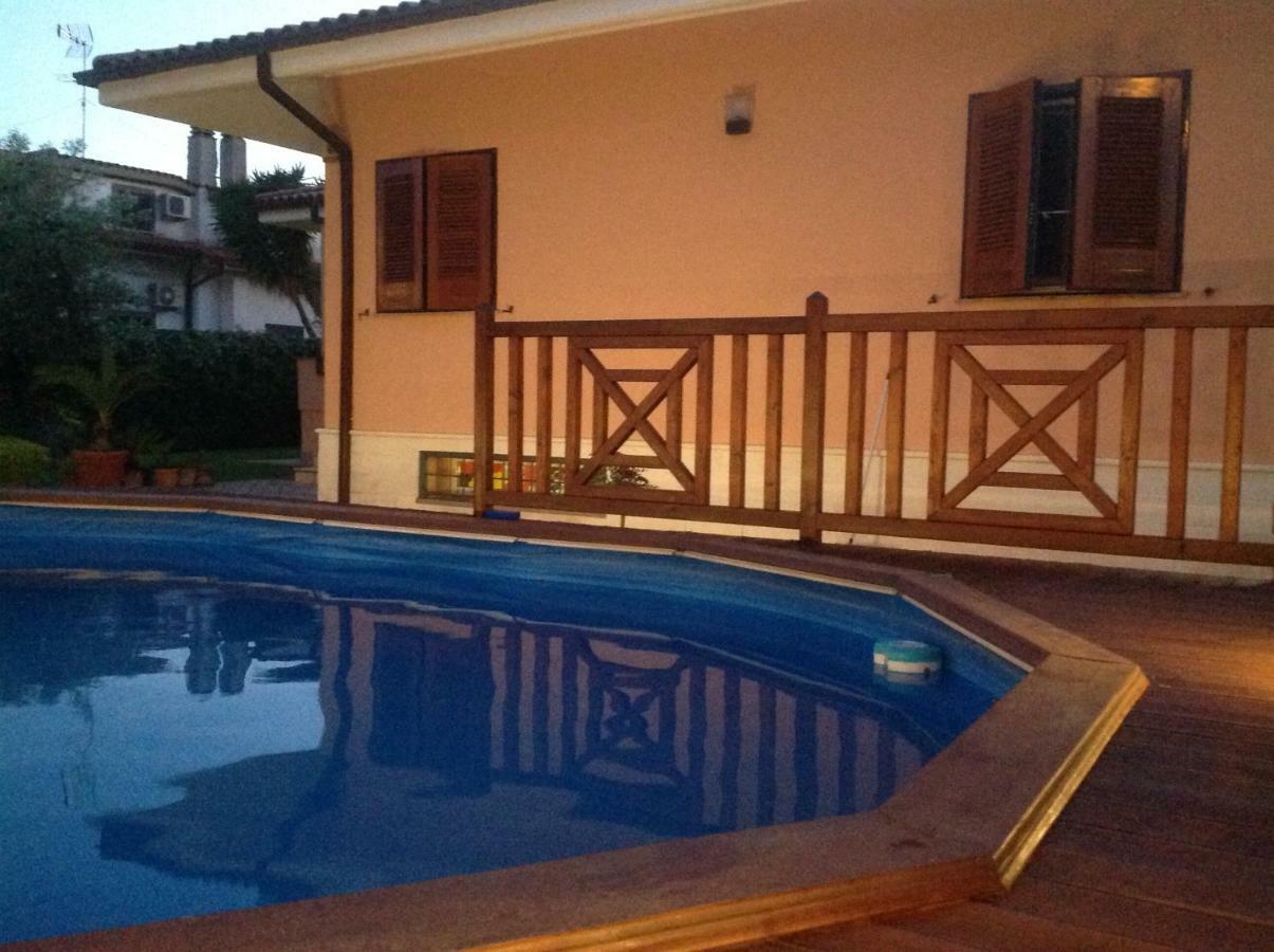 Villa Nevada -20 Min Da Roma Ладисполи Екстериор снимка